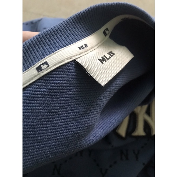 Áo sweater hàng xuất dư