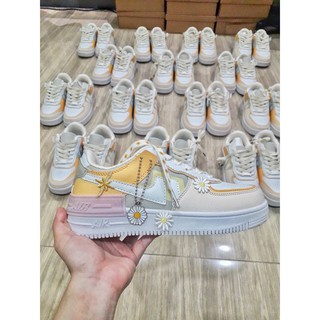 SALE XẢ KHO - Giày sneaker hoa cúc vàng (có ảnh thật)