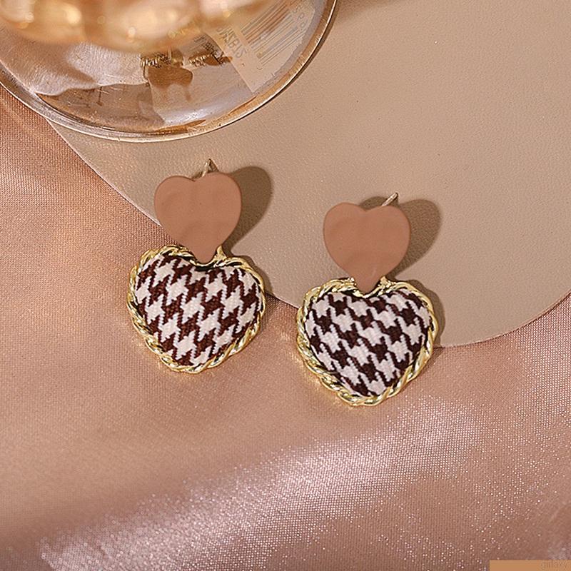 Đôi khuyên tai hình trái tim thời trang cho nữ