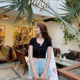 ÁO CROPTOP THUN GÂN 💖💖 NÚT BẤM