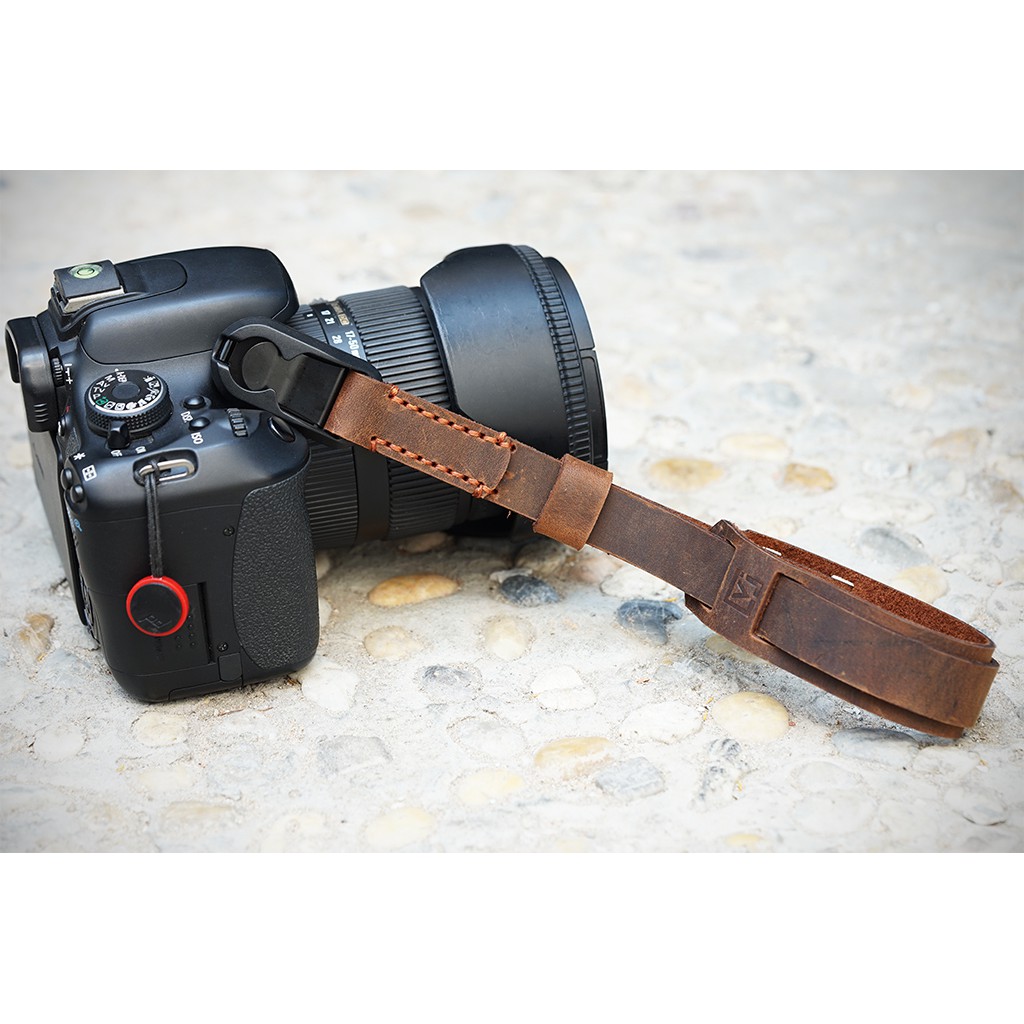 Dây Đeo Tay Handstrap Máy Ảnh Da Bò Handmade Móc Peak Design Chính Hãng TA5035