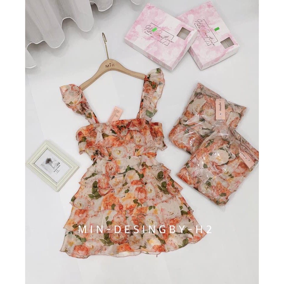 Váy hoa bèo tầng