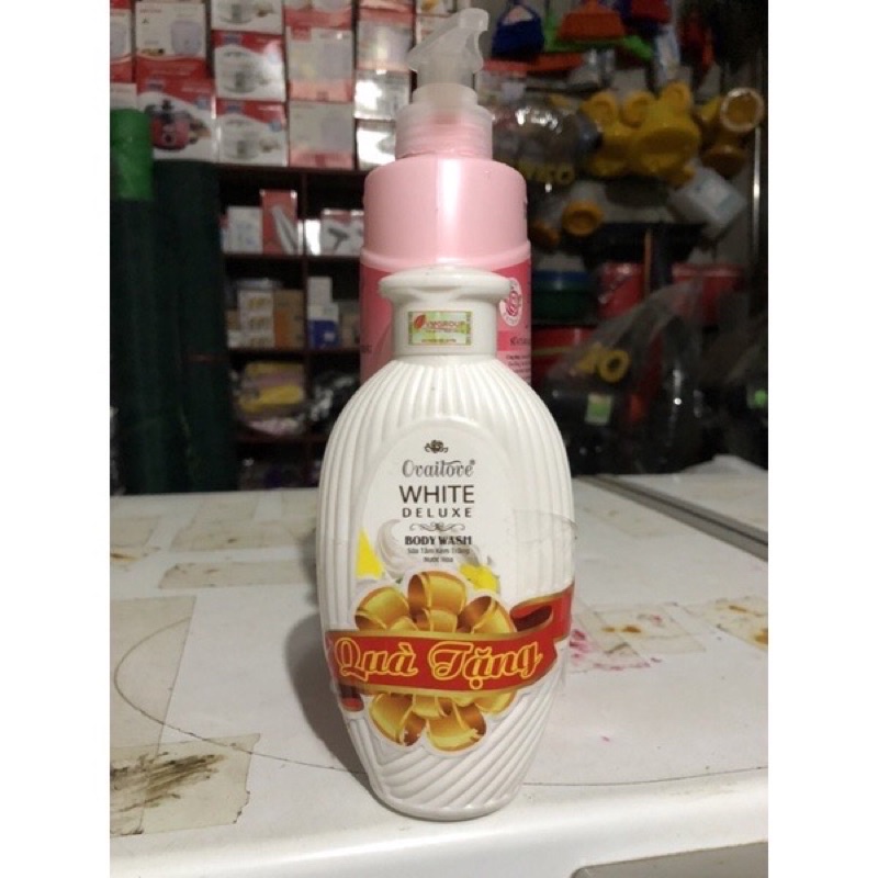Sữa tắm The Bol hoa hồng chai vòi 650g tặng chai sữa tắm 180g