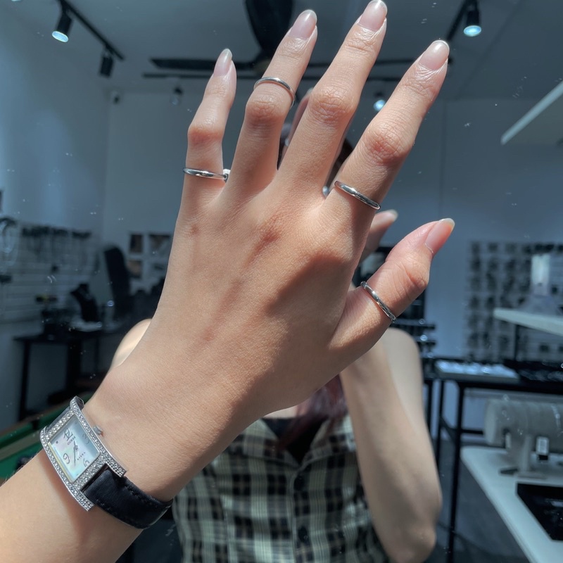 Nhẫn mỏng 2mm - titan không đen và không gỉ Madde