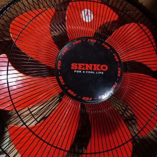 Quạt Lỡ Thân Sắt SENKO LTS 1636
