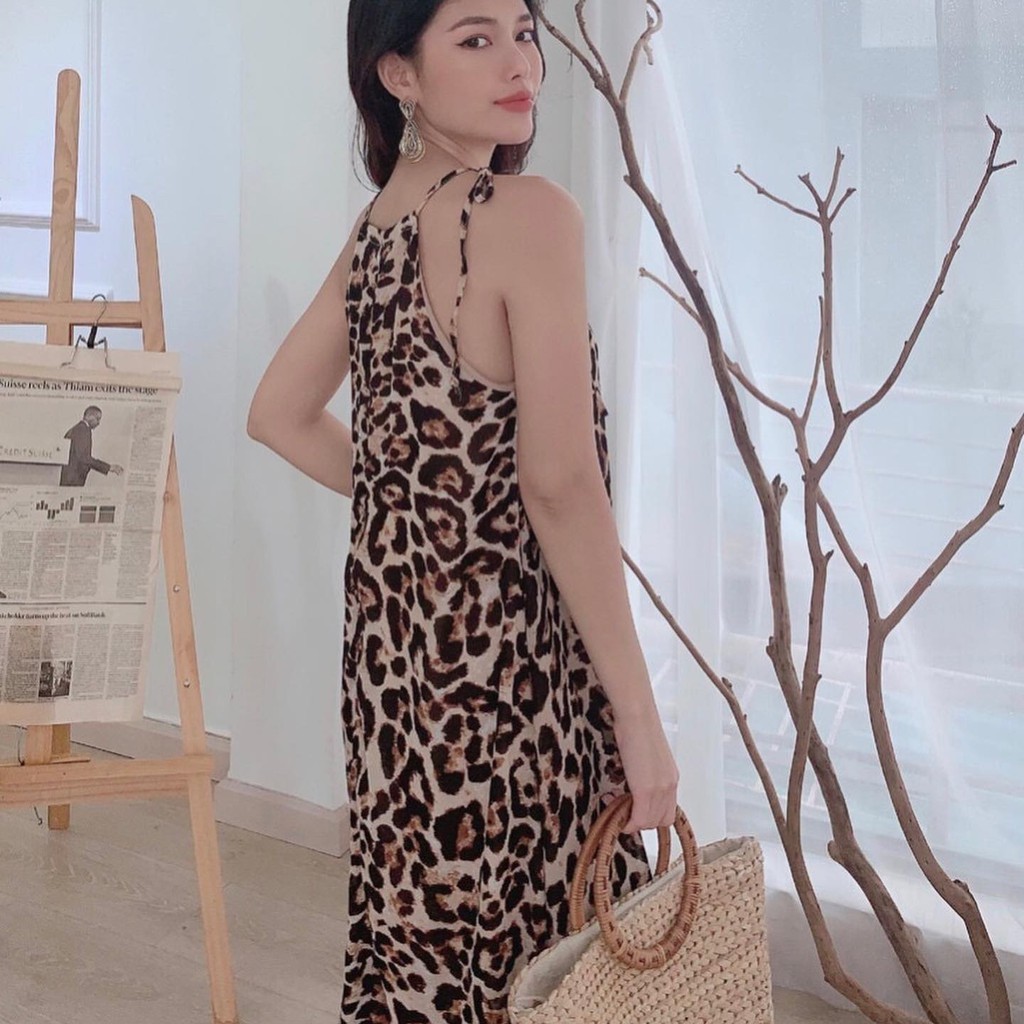 Đầm maxi beo cổ yếm | BigBuy360 - bigbuy360.vn