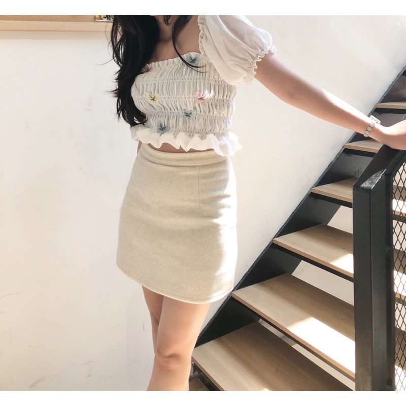 ÁO KIỂU ĐÍNH HOẠ TIẾT BƯỚM | BigBuy360 - bigbuy360.vn