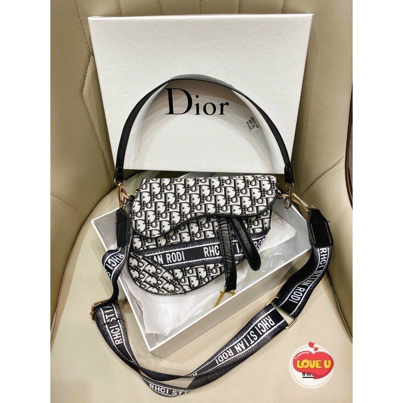 Túi chéo Dior -Túi đeo chéo yên ngựa hottrend thời trang cho nữ - Túi xách nữ DIOR đeo vai phong cách Hàn Quốc size 21cm