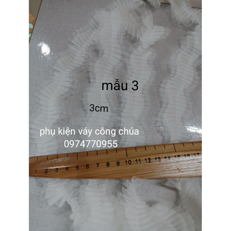 Ren bèo trang trí váy áo