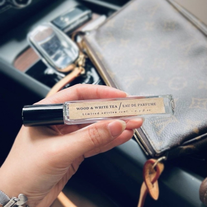 NƯỚC HOA WOOD & WHITE TEA Gỗ Trà Trắng