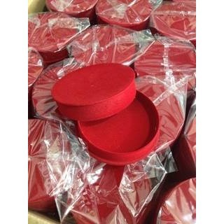 hộp nhung tròn đựng vòng tay : 20k / c