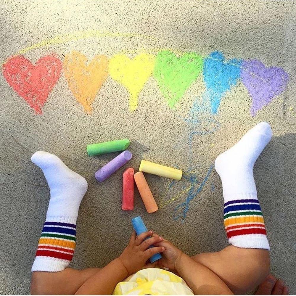 1 Đôi Tất Sọc Cầu Vồng Dễ Thương Cho Bé