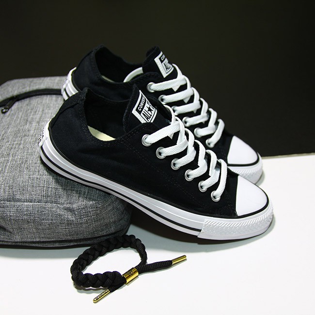 Giày Converse classic thấp cổ vải đen CTVD32