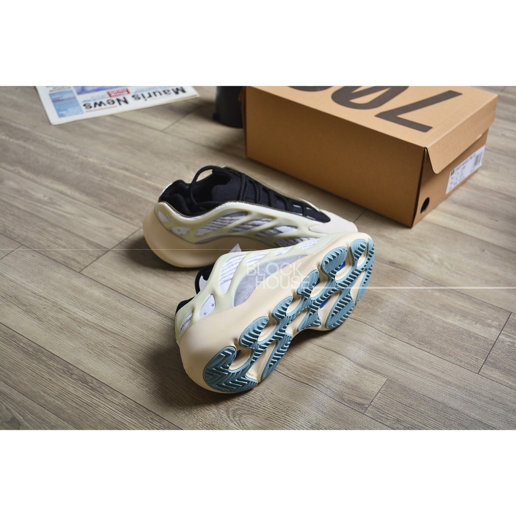 GIÀY A Y🇪🇪zy700 V3 AZAEL