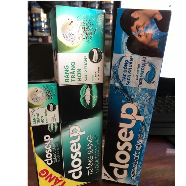 Kem đánh răng Closeup 180g
