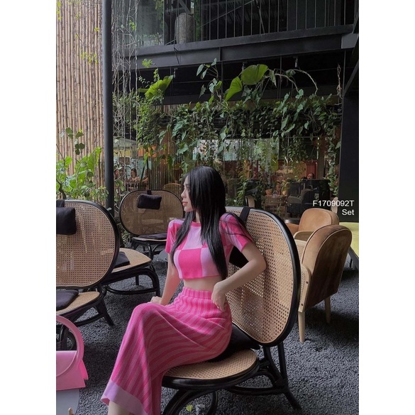 Set len áo croptop 2 dây loang màu phối chân váy dài dáng ôm hàng QC!