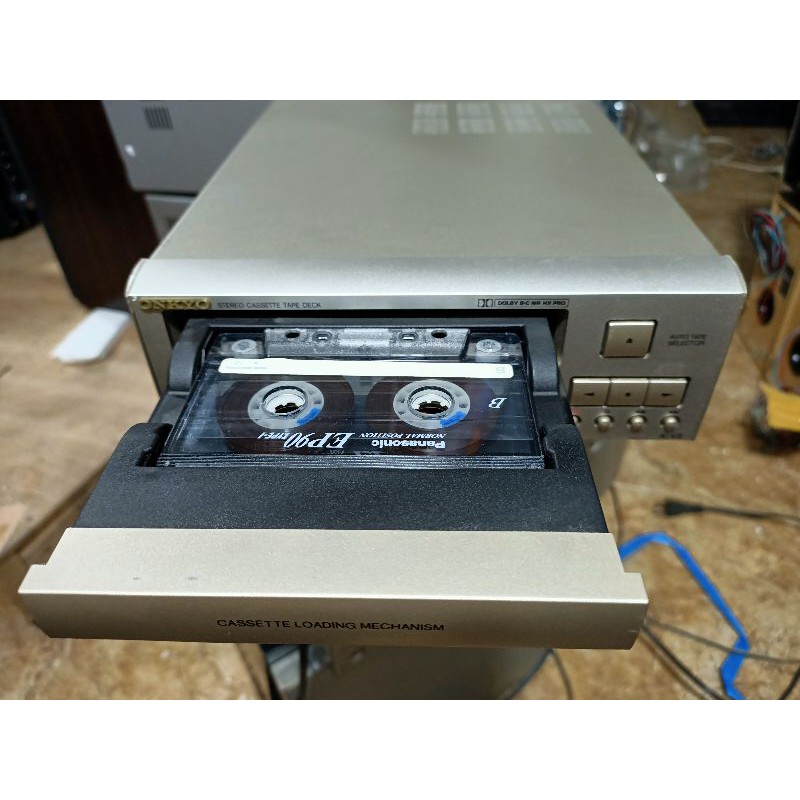 đầu deck cassette Onkyo K-V3