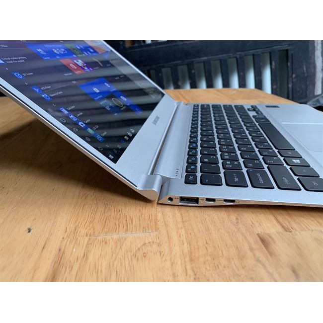 Laptop Samsung 900X3k, i5 5200u, 8G, 128G, 13.3in, 3K