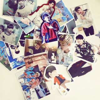 Sticker / hình dán in hình theo yêu cầu (1set 16 hình)