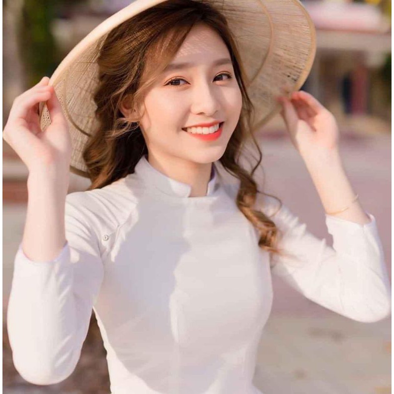 Nón lá chụp ảnh kỉ yếu