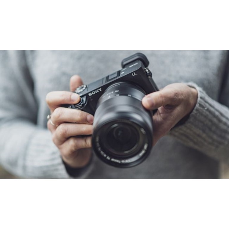 Máy ảnh Sony Alpha A6400 chính hãng tặng thẻ nhớ 64UX2 túi đựng máy U21