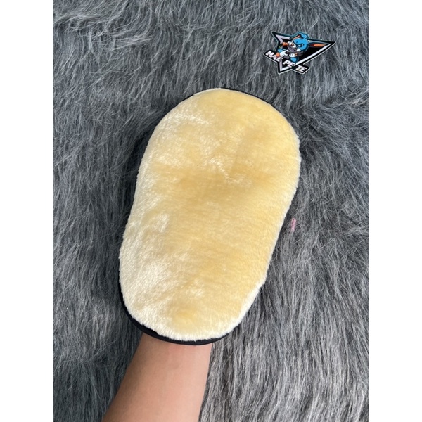 Găng tay rửa xe ô tô chuyên dụng lông cừu