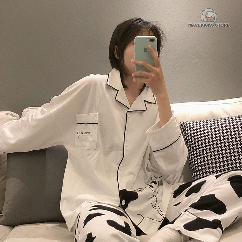 Bộ đồ ngủ tay dài in hình bò sữa dễ thương phong cách Nhật Bản