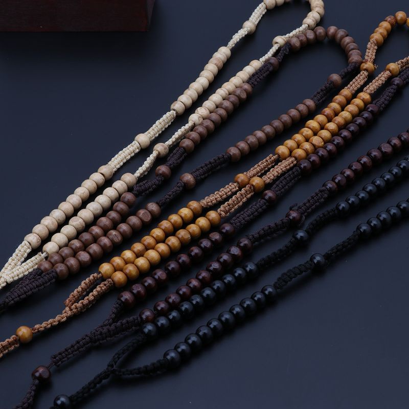 Dây chuyền dạng chuỗi hạt gỗ có mặt hình thánh giá chúa Jesus