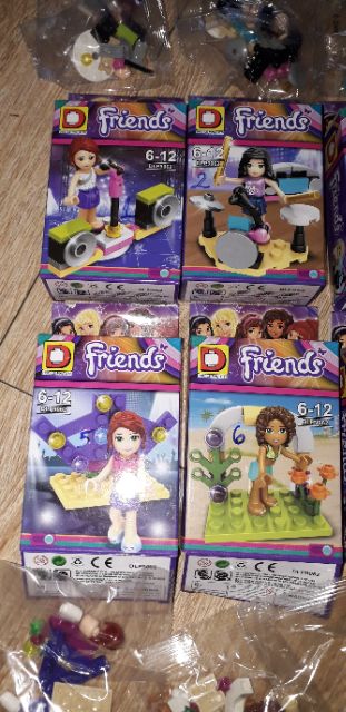 Lắp ráp 1 hộp Lego_Friends các nữ ca sĩ 9062 trọn bộ