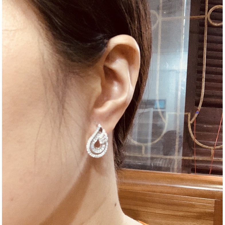 Khuyên tai khóa bật ôm sát tai kiểu dáng sang trọng, nạm đá cz sáng bạc ta chuẩn
