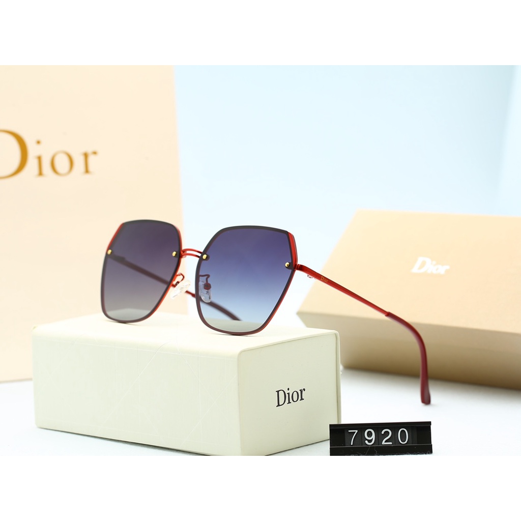 ! Dior!! Kính mát tròng quang học mới cho cả nam và nữ