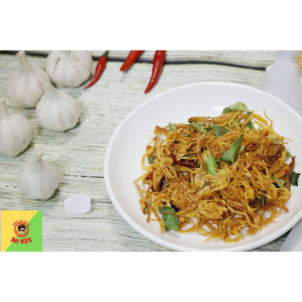 1 LON PET KHÔ GÀ XÉ CAY LÁ CHANH, KHÔ GÀ CHÁY TỎI LOẠI ĐẶC BIỆT KHÔNG TRỘN BỘT - ĐỒ ĂN VẶT VỪA NGON VỪA RẺ | BigBuy360 - bigbuy360.vn