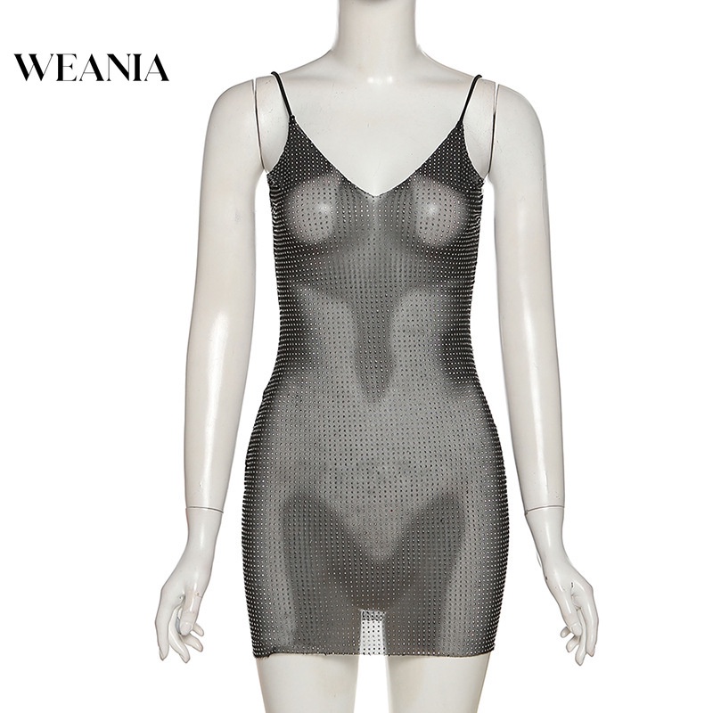 Đầm Lưới Xuyên Thấu Cổ Chữ V Khoét Sâu Đính Đá Lấp Lánh Quyến Rũ