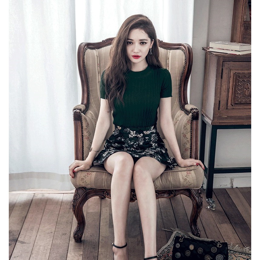 Áo Len Tăm Mỏng, Cổ Tròn Chất Siêu Mềm - Áo Tay Ngắn Cho Nữ Vải Mềm Mại Co Giãn Tốt Hàng Có Sẵn - New Thoi Trang | BigBuy360 - bigbuy360.vn