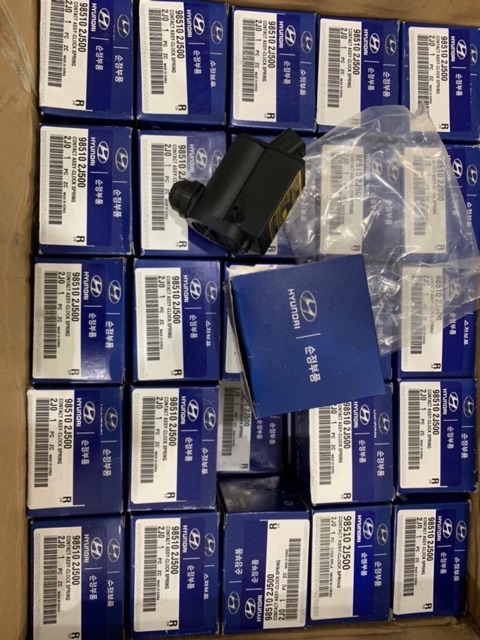 Mô tơ bơm nước rửa kính i10, getz