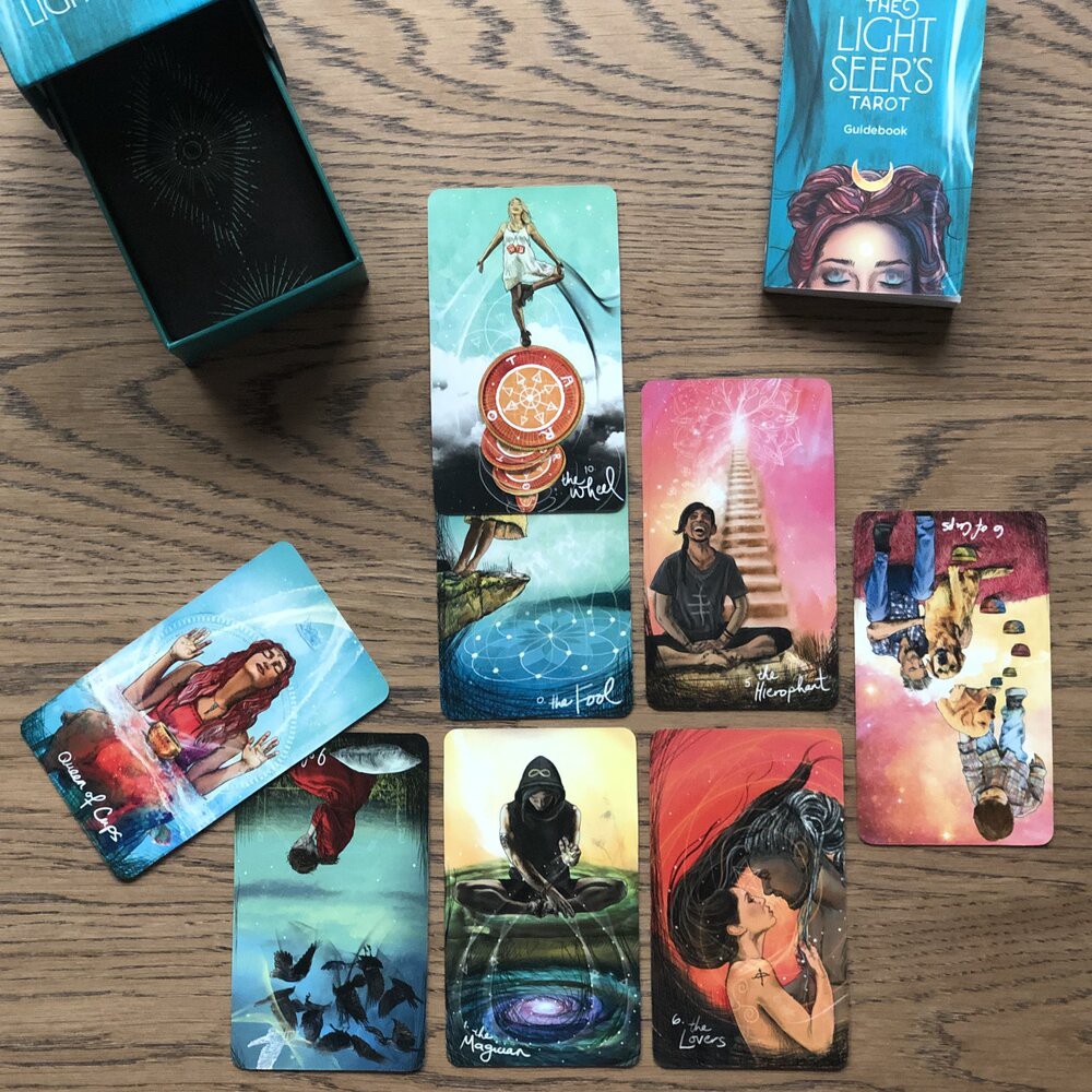 Bộ bài The Light Seer's Tarot Deck