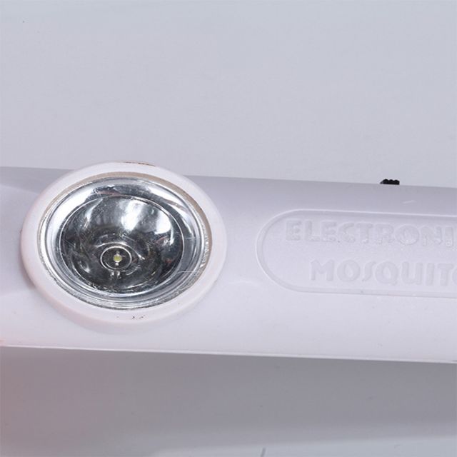 Vợt bắt muỗi xạc điện có đèn LED,,,