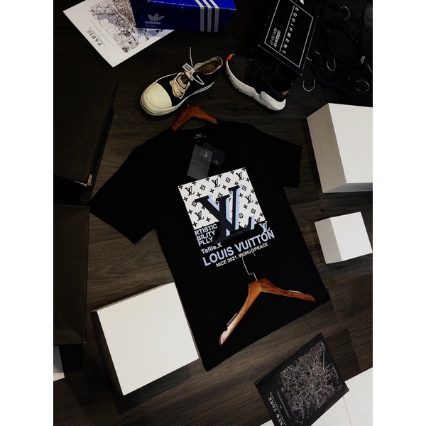 Áo Thun cổ tròn Lv in chữ,Áo Phông tay ngắn Lv mùa hè 2 màu trắng đen thun cotton co giản 4 chiều