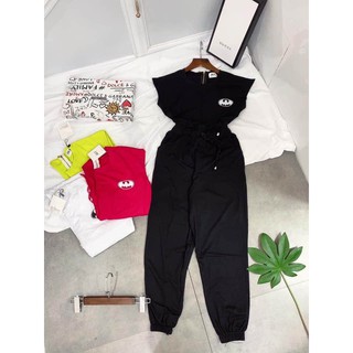 Jum Hack dáng thần thánh