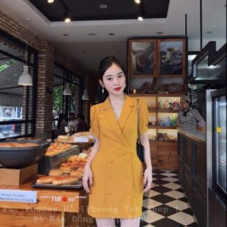 Đầm cổ vest