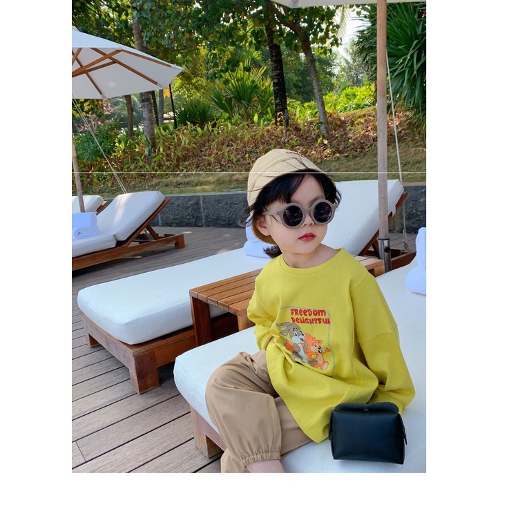 Mắt kính trơn cho bé tặng kèm hộp xịn sò