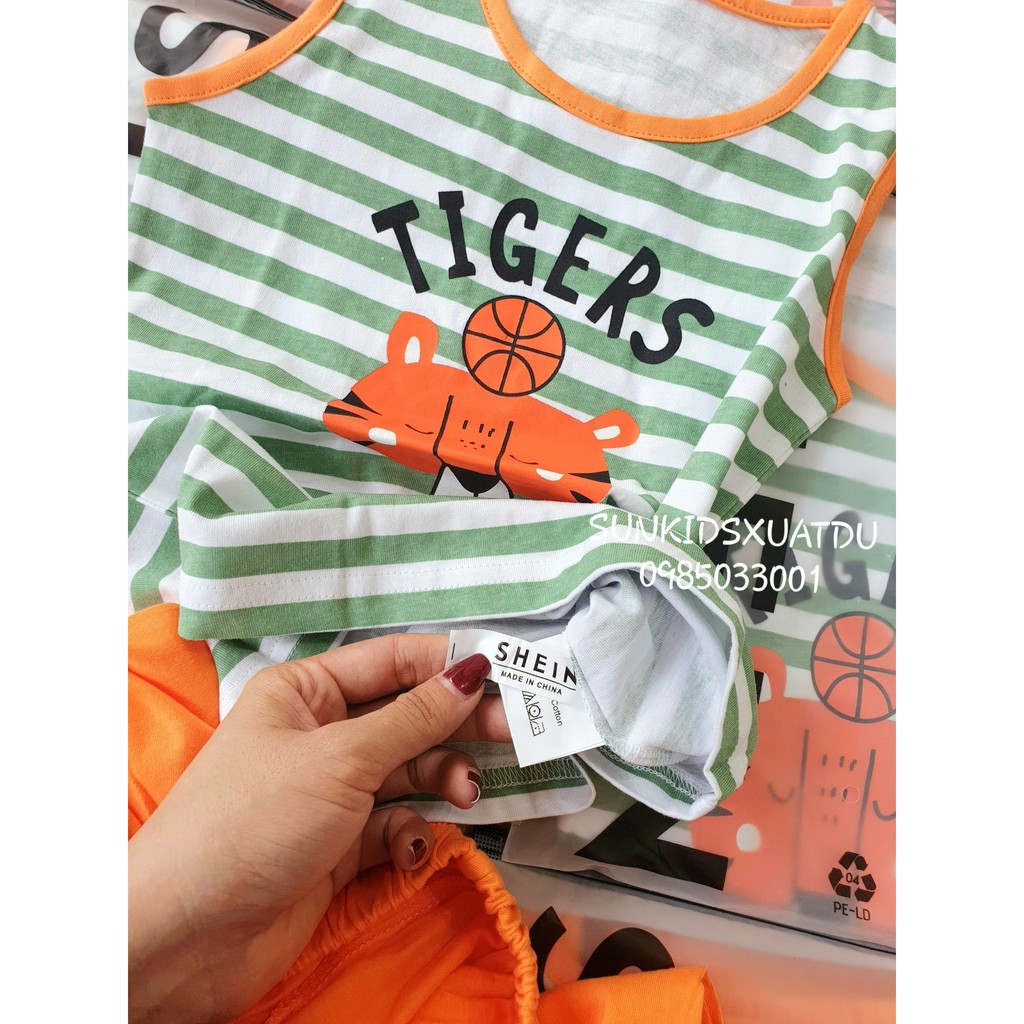 Bộ MV bé trai sat lách mặt hổ kẻ xanh