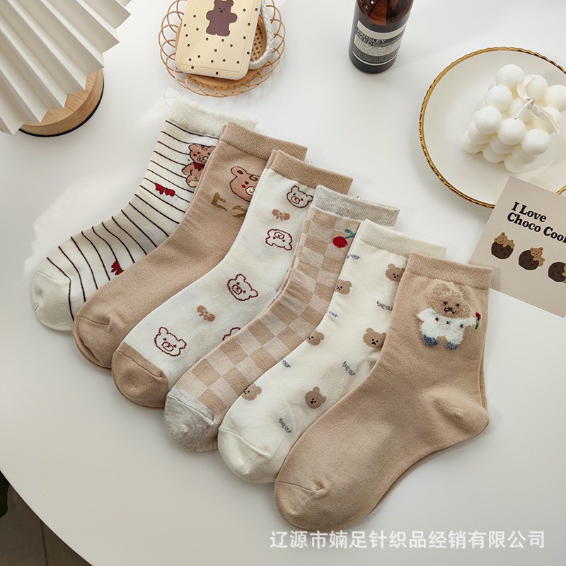 Tất nữ cao cổ hình gấu nâu dễ thương