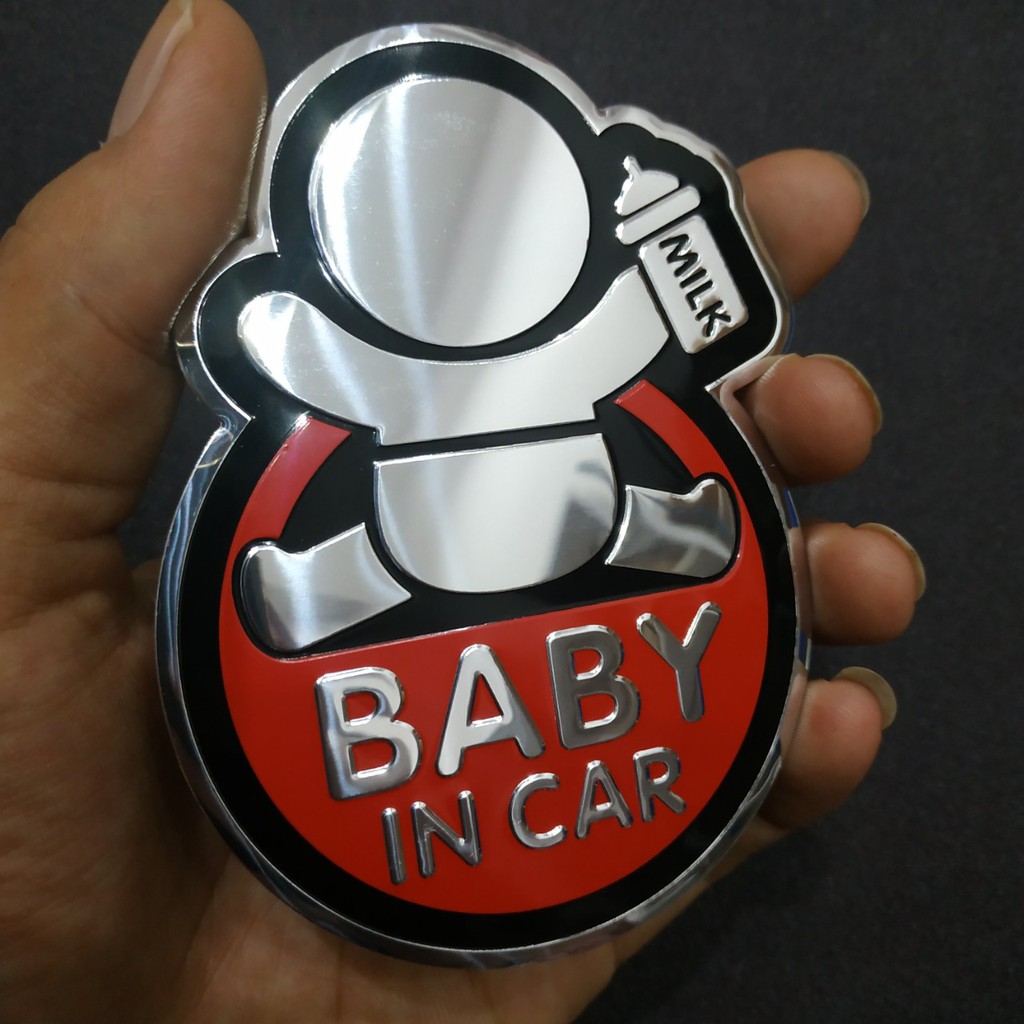 Tem Nhôm dán xe Baby in car cầm bình sữa 7.5x10.2cm