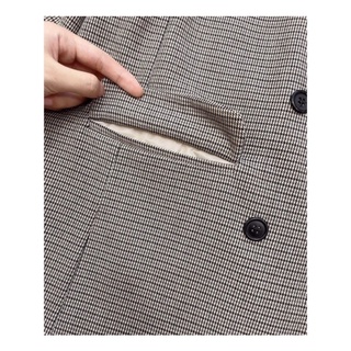 Áo blazer kẻ cúc đen