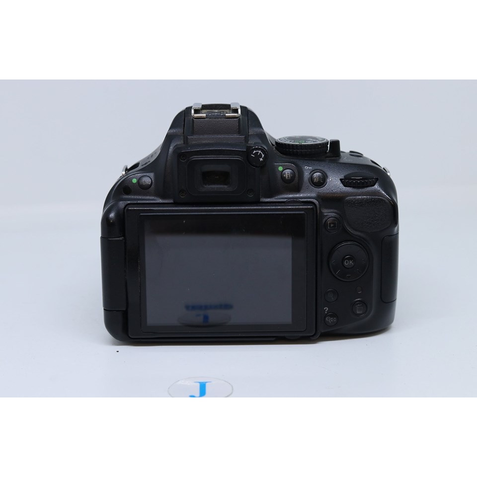 Máy ảnh Nikon D5200 ống kính 18-55 VR