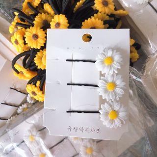 Kẹp ghim hoa cúc cực xinh. Set 3 ghim