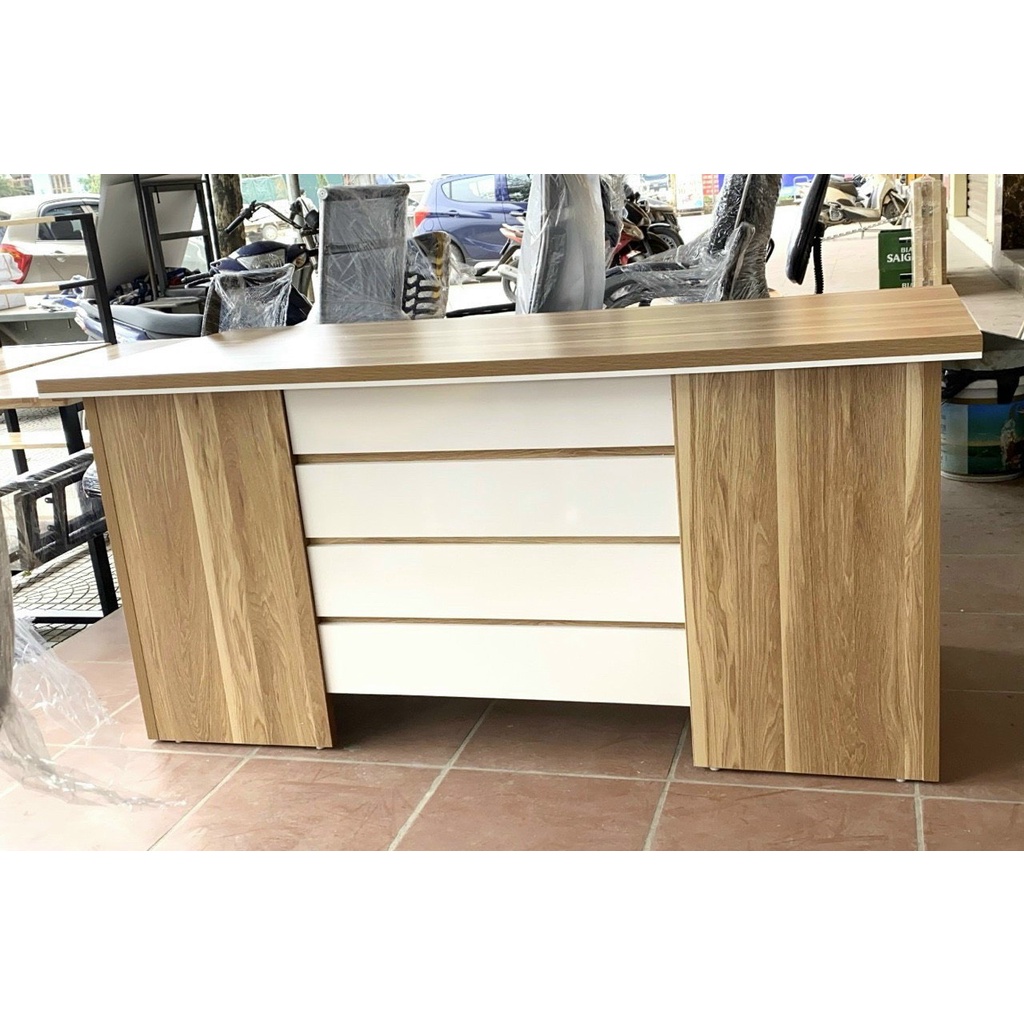 Bàn Trưởng Phòng,Bàn Làm Việc Sang Trọng TP38
