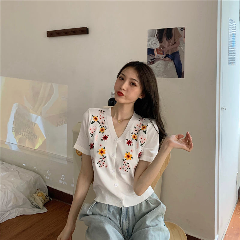 Áo kiểu tay lửng họa tiết hoa xinh xắn thời trang phong cách Pháp