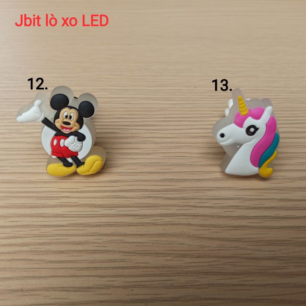 [Lò xo LED] Sticker - Nút gắn dép - Jibbitz lò xo đèn LED nhấp nháy bật thủ công 3 chế độ sáng